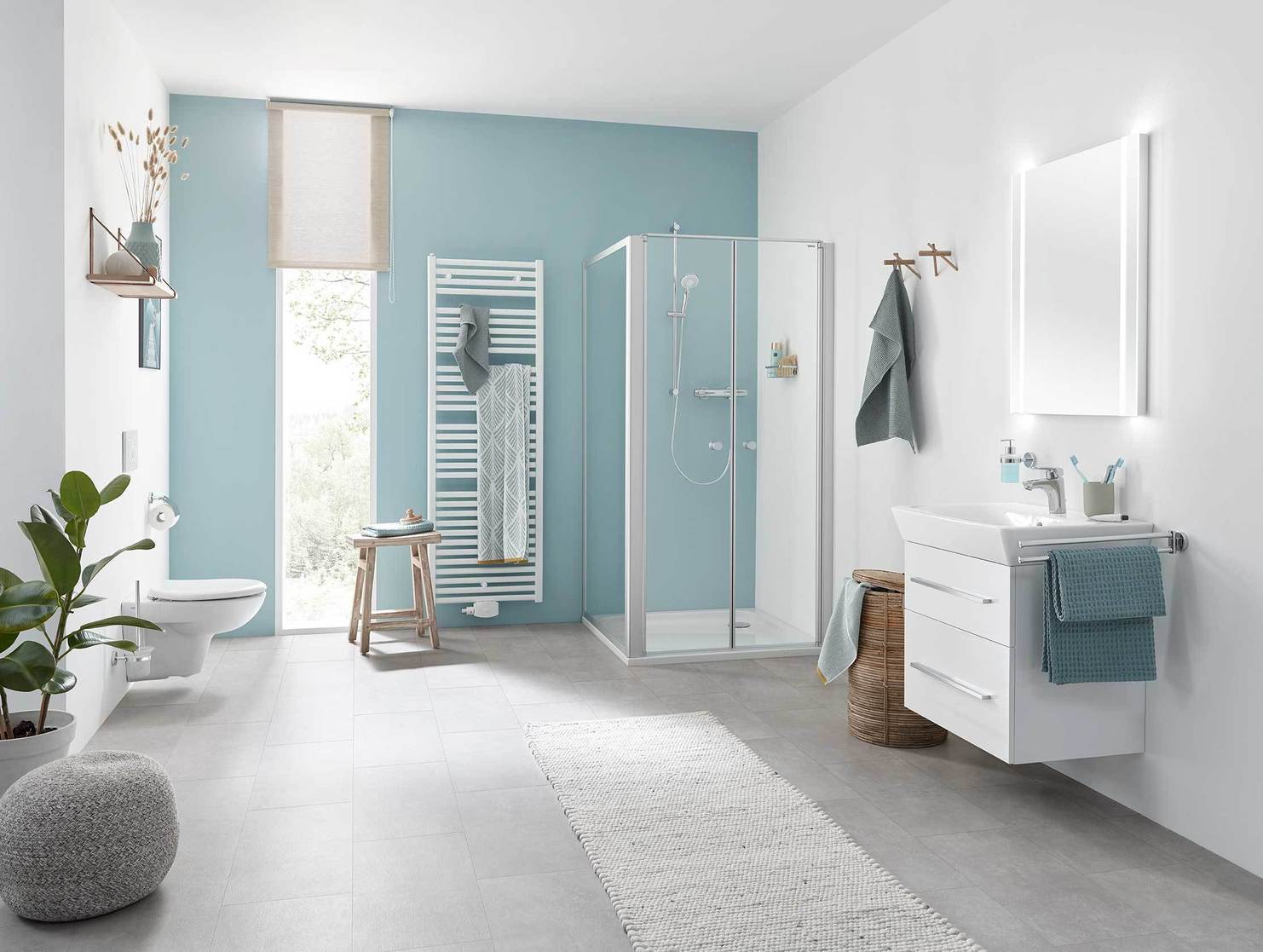 Optima S Bad Bad mit blauer Wand