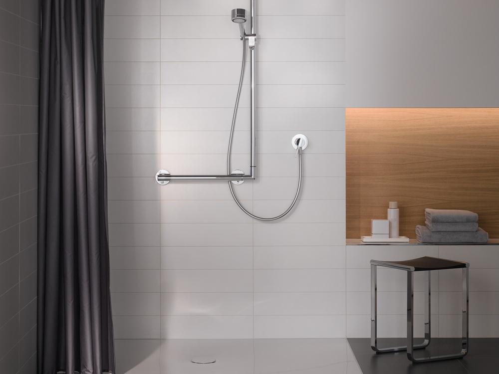 Barrierefreie Dusche Dusche mit Vorhang
