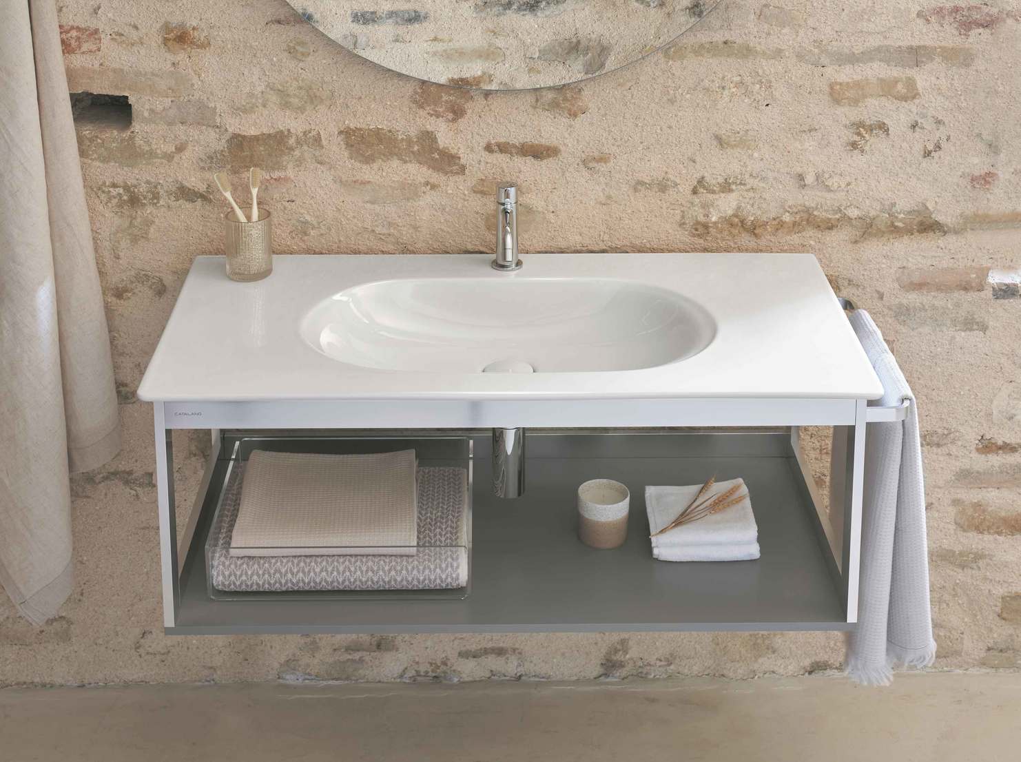 Waschbecken mit Unterbau