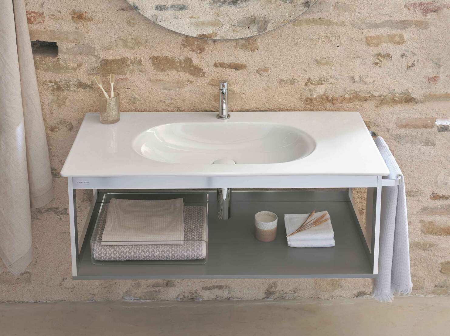 Waschbecken mit Unterbau