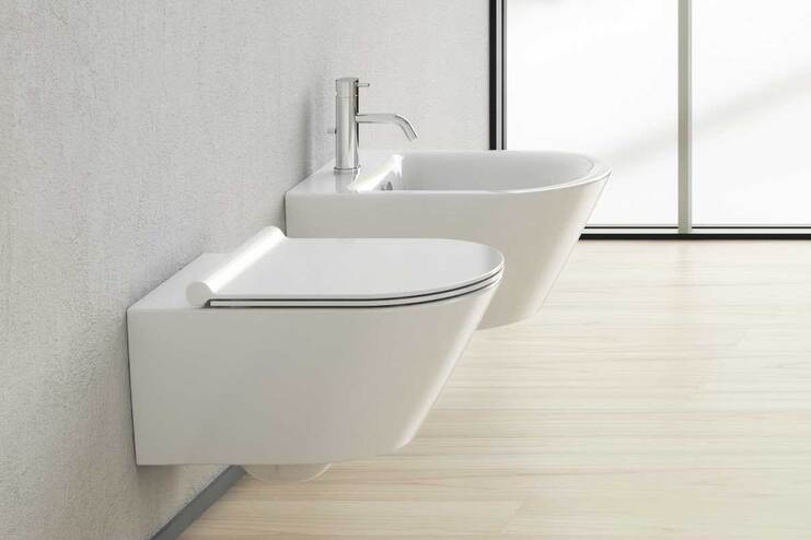 Eckiges Waschbecken wandhängend