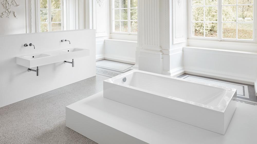 Elegantes Bad in weiß